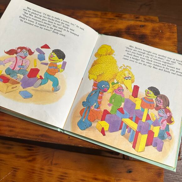 Vintage 1984 Sesame Street Every Morning At Play Group Hardcover Book - Picture 6 of 10